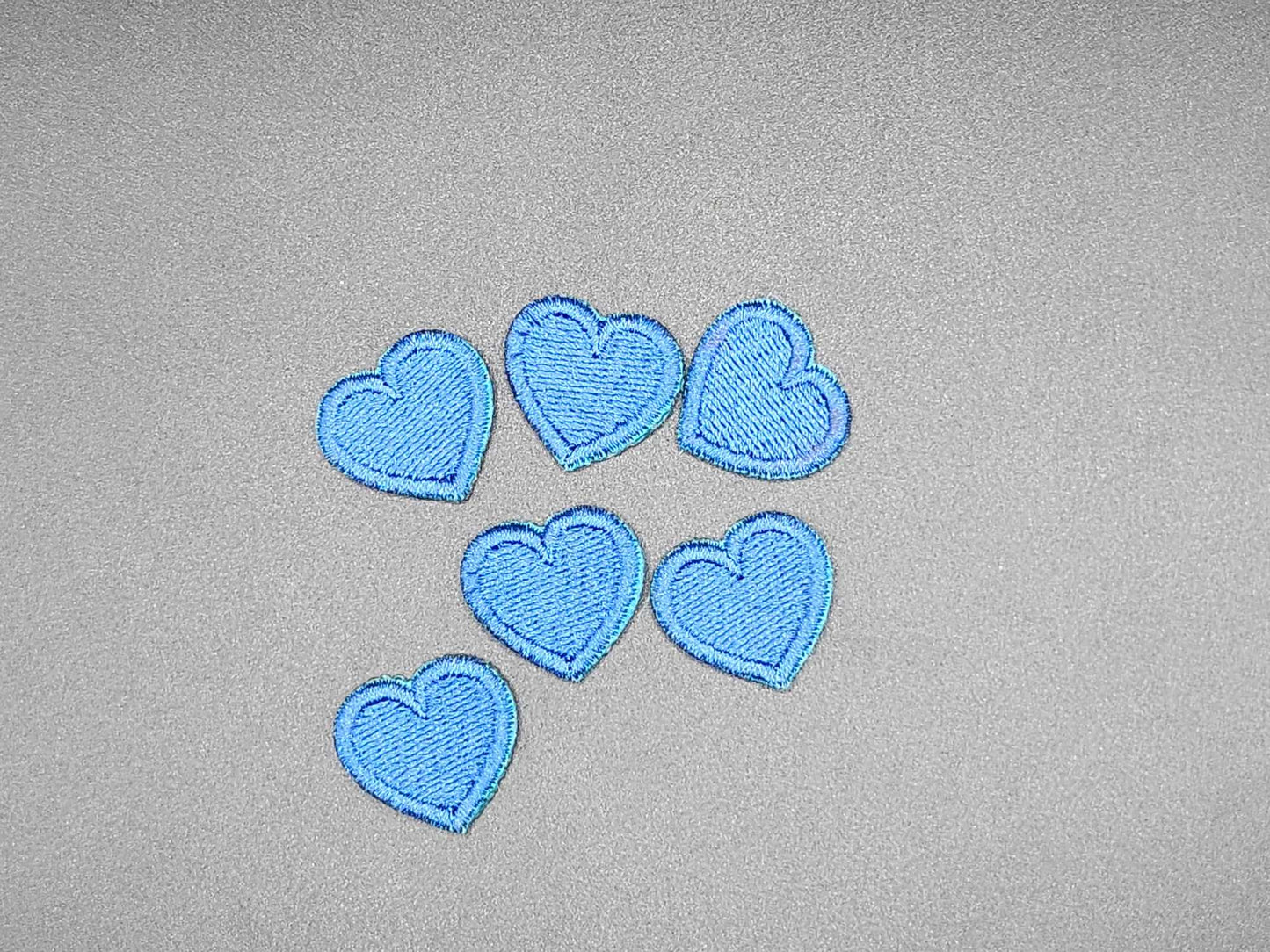embleem hartjes blauw 6x