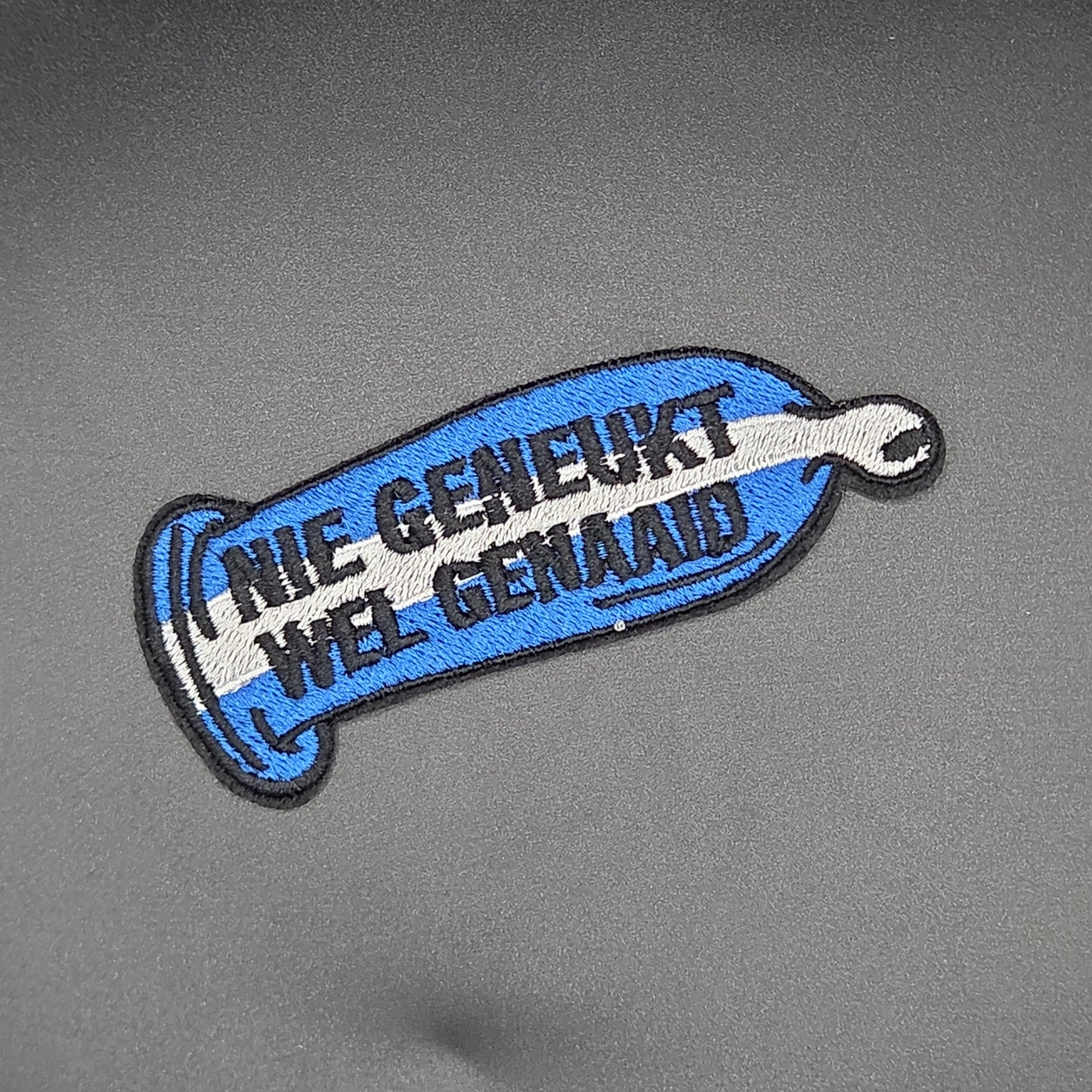 Nie / wel Embleem