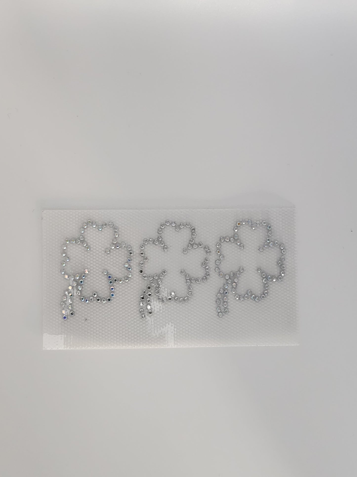 Strass embleem klavertjes 3x zilver