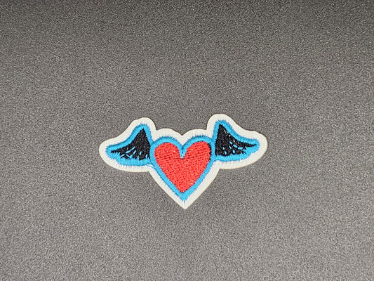 Embleem hartje met vleugels