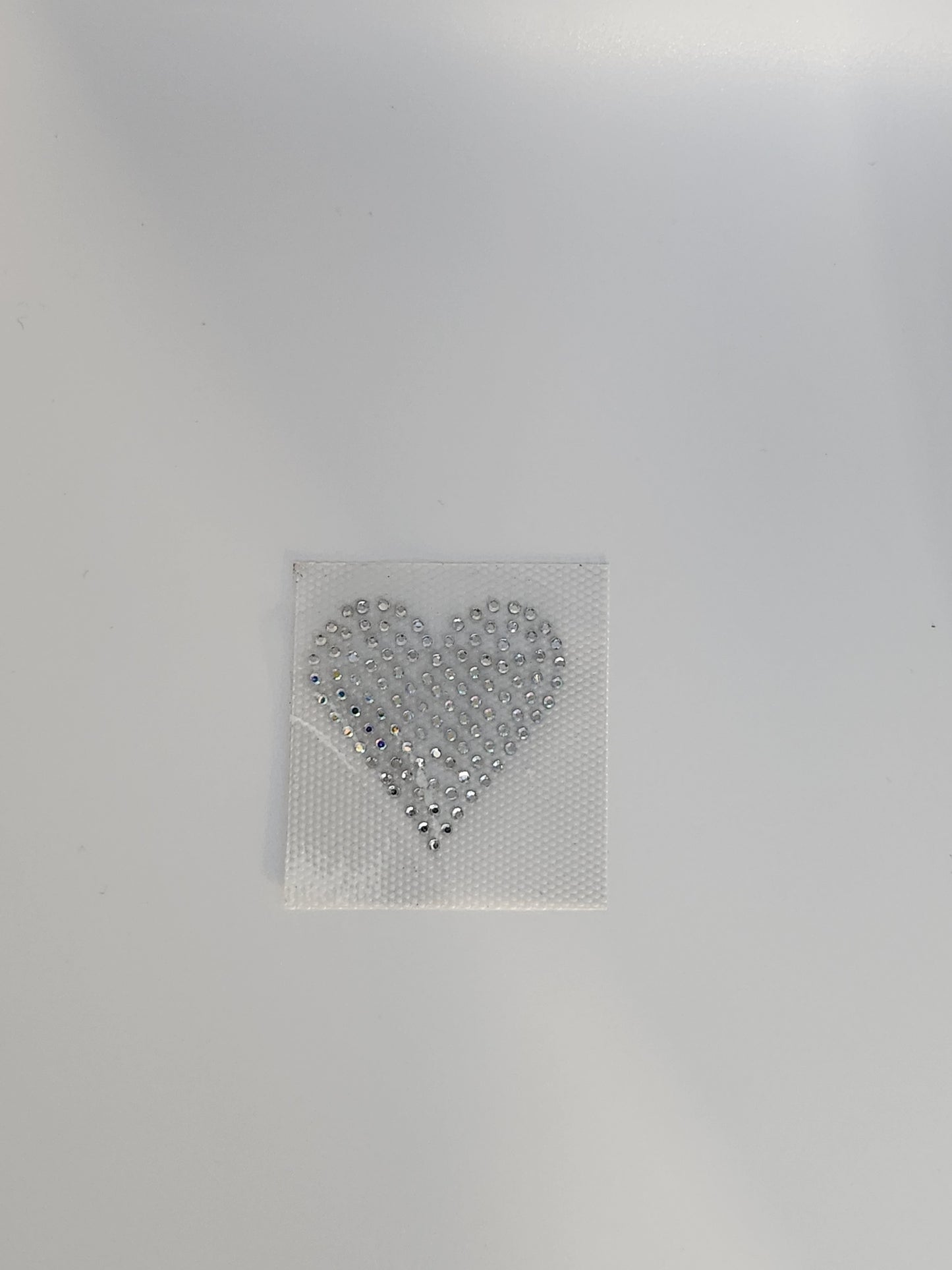 Strass embleem hartje zilver