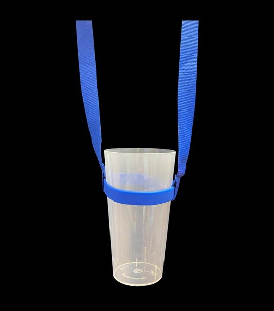 glas aan blauw koord